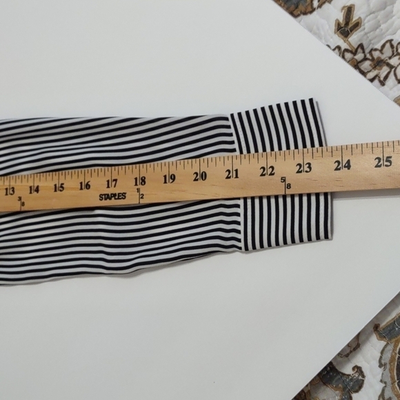 H&M oversized Dress Shirt - Picture 9 of 10